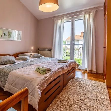 Vila Jasmine With Swimming Pool Pula